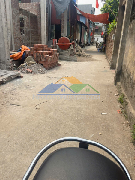 Cần bân đất đường ô tô thông giá chỉ nhỉnh 2 tỷ