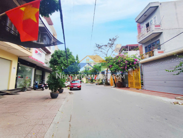 ????????bán đất mặt đường trại lẻ - 81m - mặt tiền 4.5m - vỉa hè 5m - hàng hiếm