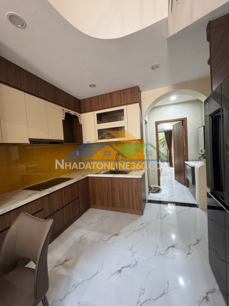 Bán nhà dũng sĩ thanh khê 54.7m2 3 tầng ô tô đỗ cửa full nội thất giá 5.9 tỷ