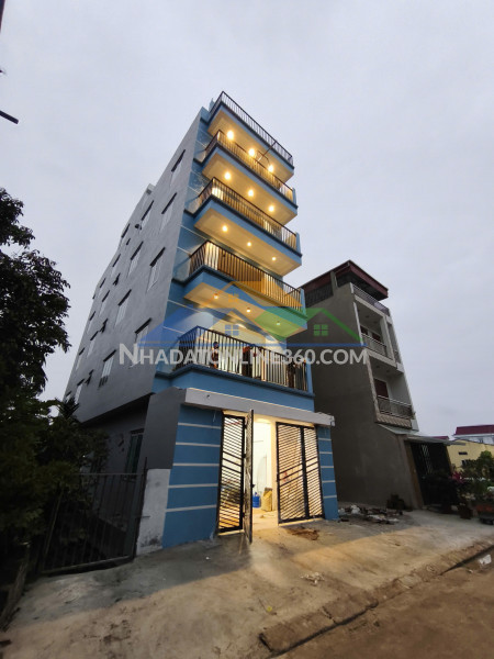 Cho thuê nhà 120m2 x 5 tầng 1 tum làm văn phòng, trung tâm giáo dục....gần ngã tư thị trấn sóc sơn.