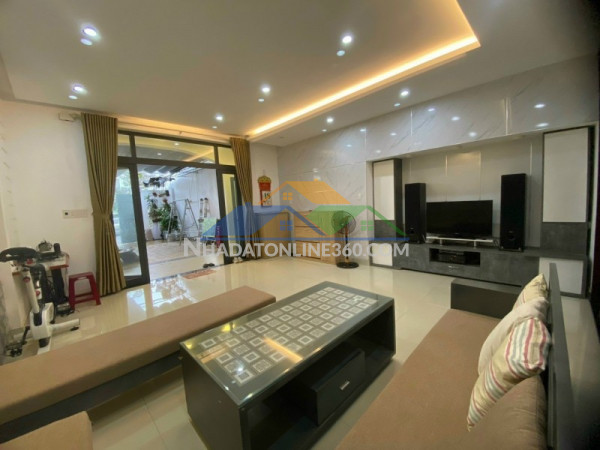 Bán khách sạn đồng khởi 200m2 20 phòng giá 14.5 tỷ đối diện...