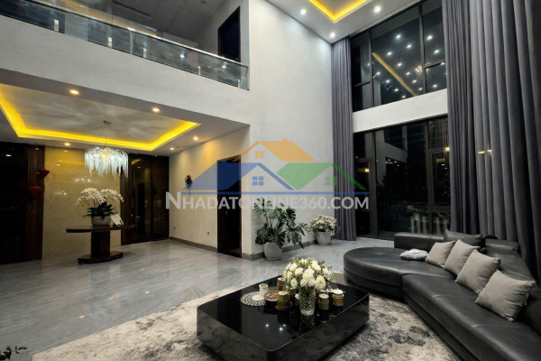 Bán nhà lạc long quân, gần ô tô, 100m2, mặt tiền 6m, ở sướng, chỉ 24 tỷ