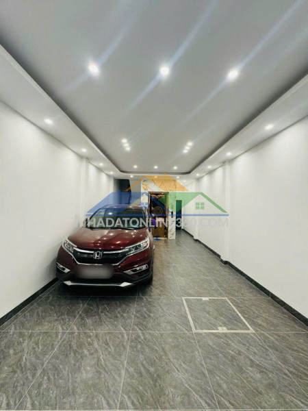 Nhà phố vip tô vĩnh diện phân lô, gara 3 ô tô, không gian sống đẳng cấp.