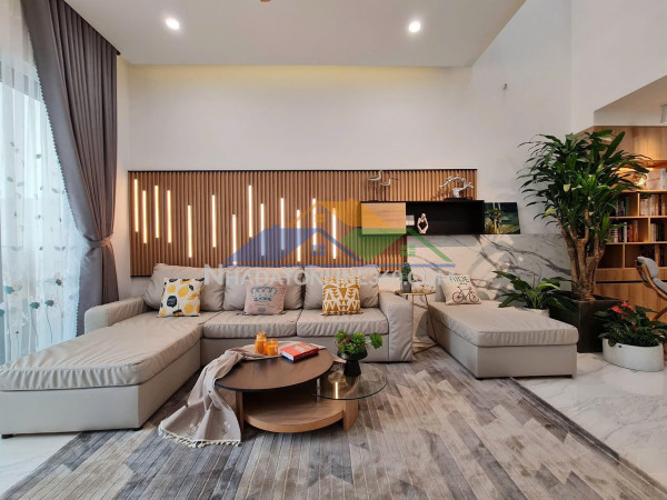 Bán nhà hxh lê văn sỹ, phường 1, tân bình (5*16) 5 tầng; trục lvs