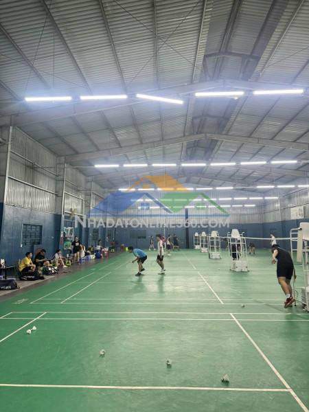 Chính chủ sang nhượng sân cầu lông đang vận hành ổn định – thu nhập ngay