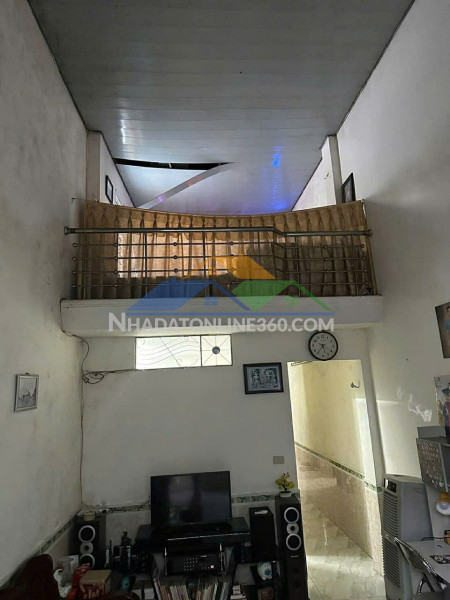 Nhà đẹp - giá tốt – chính chủ cần bán nhanh căn nhà c4 cũ kiệt 672 trần cao vân (thanh khê).