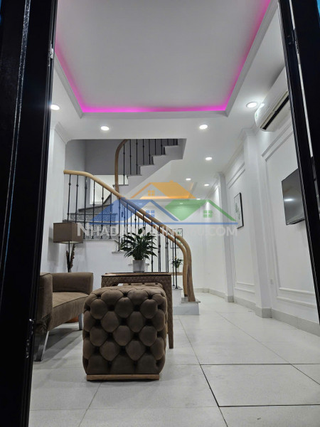 Chính chủ cần bán 2 căn nhà mới xây tại khu vực phát triển cực nóng quận thanh xuân. phù hợp cho gia đình trẻ định cư hoặc đầu tư giữ tiền