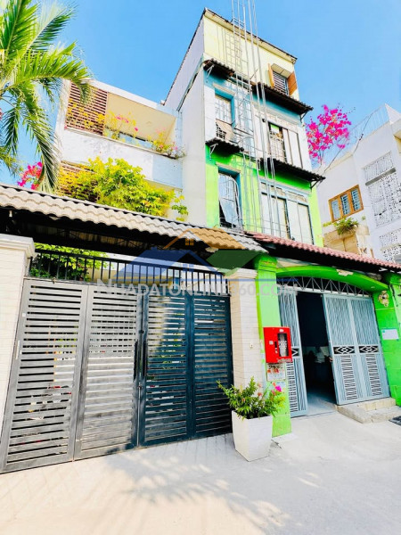 Chdv 23p – dthu 70 - lô góc hxh – ngang 4.6 nh – 131m² – 12.5 tỷ – full khách