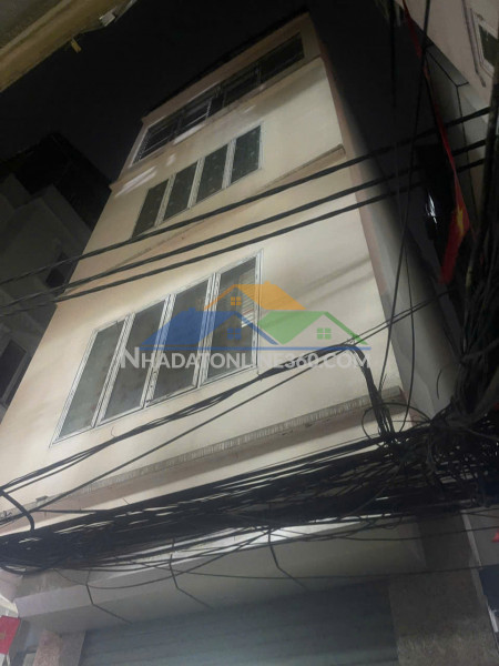Cần cho thuê nhà ngõ cống trắng- khâm thiên 28m ×4 tầng - giá 8tr
