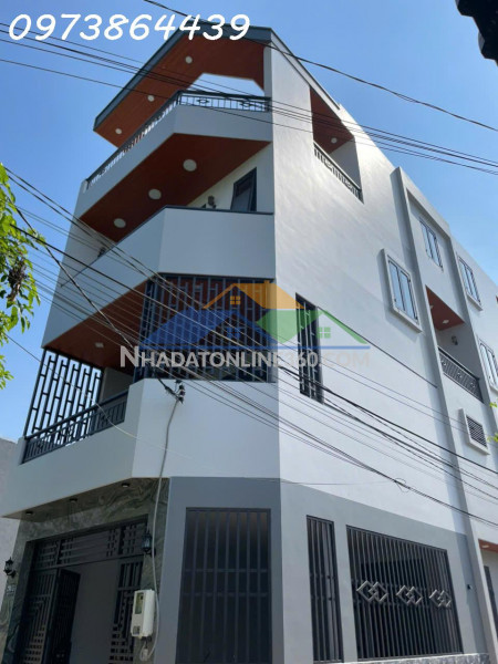 Siêu phẩm lô góc 4 tầng – thang máy xịn – gara 2 ô tô – gần song hành - lê lợi - hóc môn