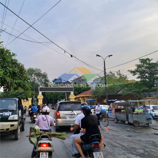 Bán đất trục kinh doanh tại trâu quỳ, gia lâm. 62m2, mt 5m8, đường 7m. lh 0989894845