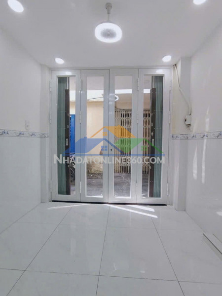 Bán nhà mới - 2 tỷ hơn - 3 tầng - sổ hồng riêng - gần bệnh viện chợ rẩy - quận 11