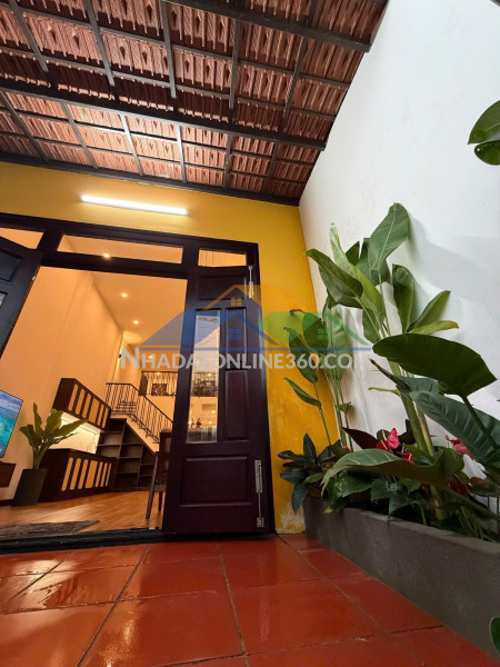 Nhà ngay trung tâm đà nẵng đường trần cao vân