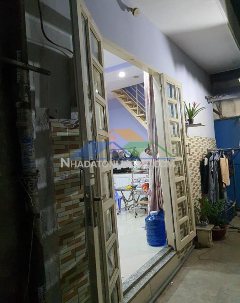 Bán nhà ấp chiến lược, bình tân, 2 tầng, giá 2.75 tỷ