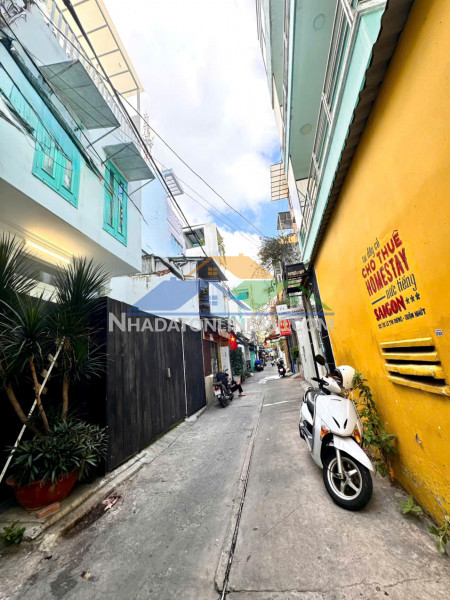 Bán nhà 4 tầng căn góc 2 mặt tiền hxh đ.lê thị riêng, bên...