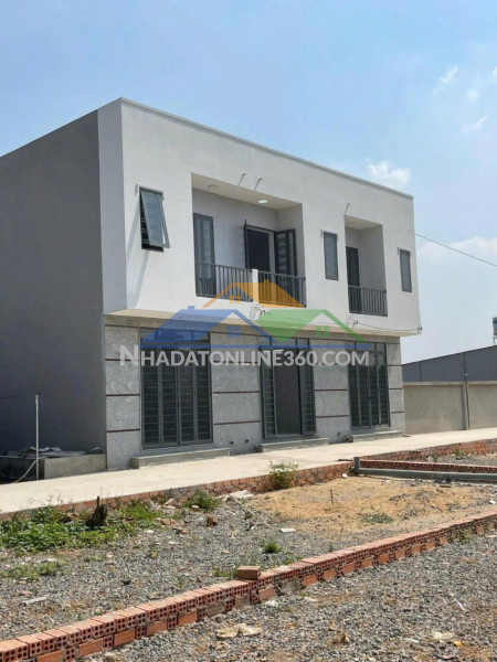 Bán 3 căn nhà liền kề giá chỉ 990 triệu/căn cực hiếm- vĩnh cửu đồng nai