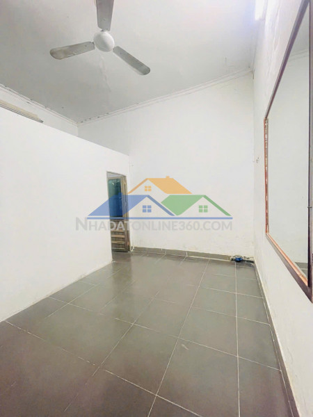 Cho thuê nhà ngõ bờ sông sét- hoàng mai-dt 30m2 x 3 tầng-giá 7,5 triệu/tháng