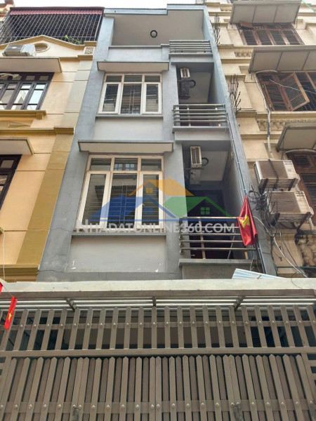 Cho thuê nhà ngõ oto quan hoa- làm vp cty, kd on, kết hợp ở 45m2*4 tầng-giá 18 triệu