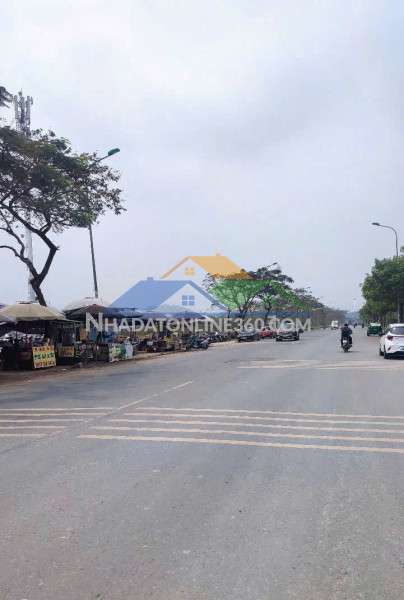 Bán đất tặng tiềm năng 2 lô đất vị trí vàng sát ql21 và đh quốc gia hòa lạc