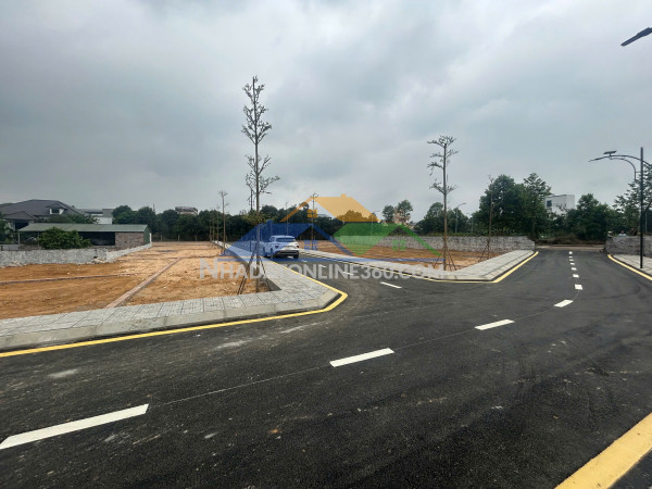 Lô đất đắc địa hòa lạc, view hồ phong thủy, gần fpt & khu công nghệ cao, lh 0981376738