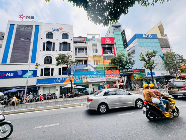 Chính chủ 0938676685 bán nhà ngang lớn 9,5m*8m vuông đẹp- nhà 5 tầng btct - ngay mặt tiền xe tải đậu ngày đêm đ.võ văn kiệt, quận 1- giá tốt chỉ 17t