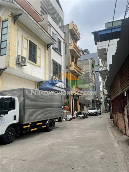 Bán nhà thạch bàn long biên - 3 bước ra aeon full nội thất ô tô đỗ cửa - 6.9 tỷ