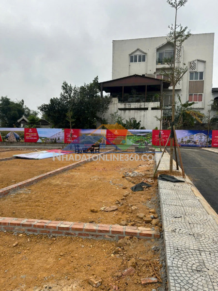 Chính chủ gửi bán lô đất làn 2 ql21 – sát đhqg hà nội – giá 30tr/m²
. lh 0981376738