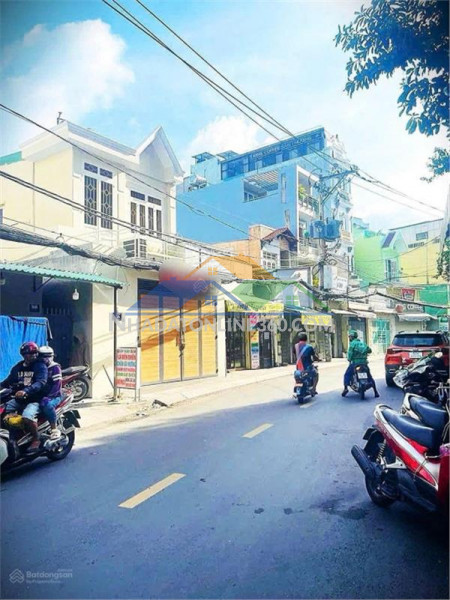 Mtkd nguyễn văn công dt 5,3x25m nở hậu 6,6m dtcn 105,8m2 có 8 phòng đang cho thuê 30tr/th 17tỷ tl