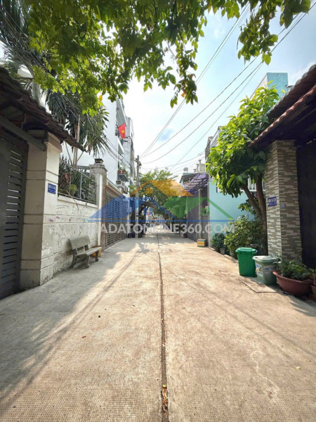 Gấp bán chân dài đ số 3 bhh gần chợ 26/3 hẻm 6m thông khu vip nhà lầu 78m2 2 tầng 4 tỷ8