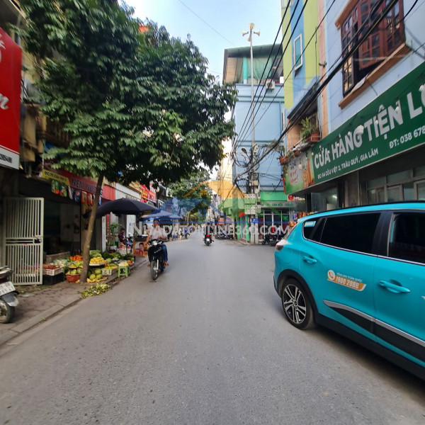 Bán nhà 2 tầng 72m2 tại trâu quỳ, gia lâm kinh doanh sầm uất giá đầu tư. lh 0989894845