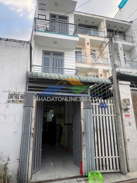 Nhà đã trống nhờ 500 ace có khach bán dùm  hoa hồng 30 triệu