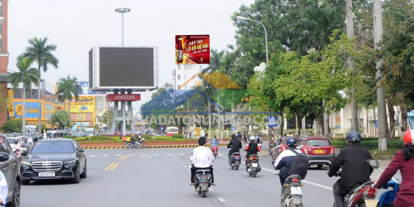 Hàng hiếm bán đất lô góc đẹp rộng gần 130m2 ngay khu c - kdt vũ phúc sầm uất