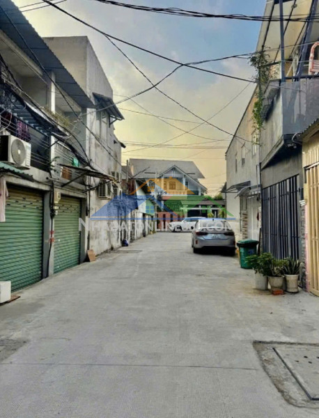 Chỉ 7ty5 ngay kdc gia long- phước kiển- đ.xe tải- 81m2- 3tầng- hoan công đầy đủ- chỉ 7.5ty