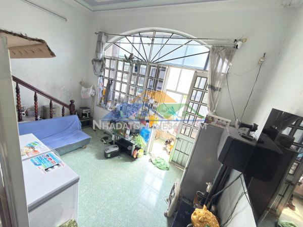 Bán nhà mặt tiền đường phương sài – vị trí trung tâm tp. nha...