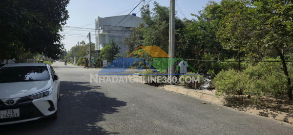 Chính chủ cần bán 4 lô đất có vị trí đẹp tại tỉnh long an lh: 0909.094.904