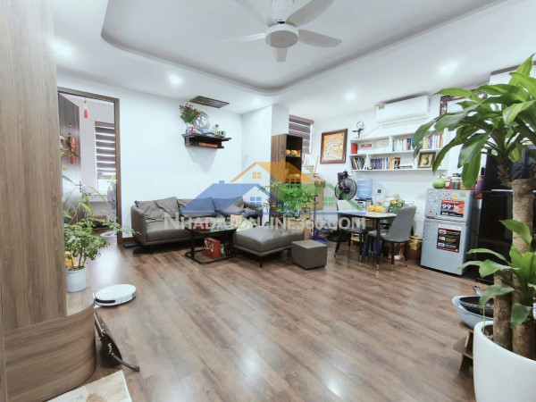 Bán nhanh chung cư ct1a kđt thành phố giao lưu 72m2 chỉ 5.x tỷ phạm văn đồng