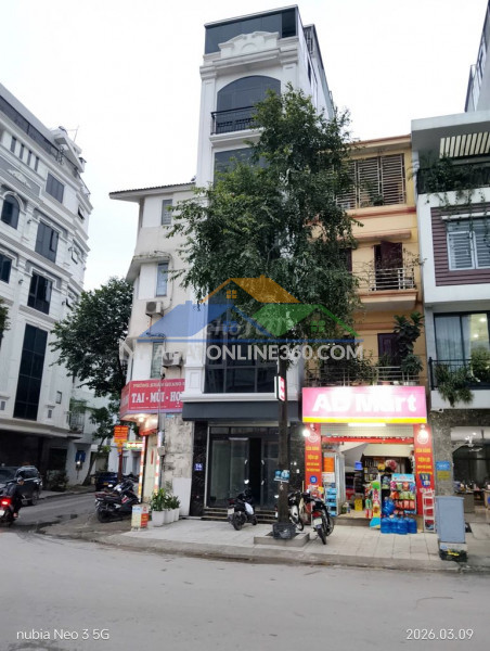 Chính chủ bán nhà tầng 1 – lô góc 2 mặt tiền – sát mặt...