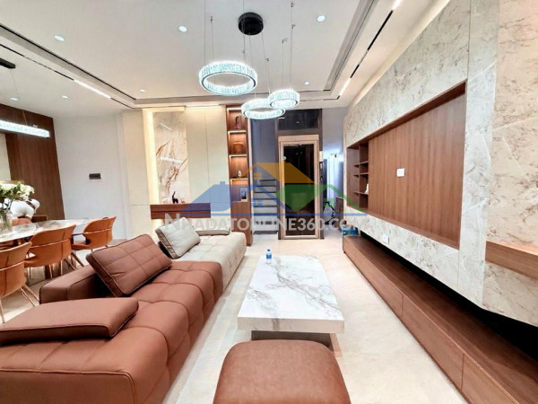 Hoàng hoa thám 46m x5 tầng thang máy-full nội thất-11,9 tỷ-2 mặt ngõ,30m ra phố