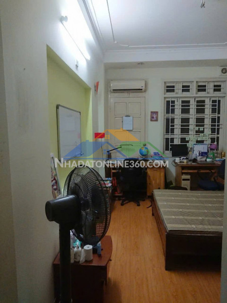 Cho thuê nhà ngõ 194 hoàng sâm 25m ×5 tầng +tum- giá 12 triệu