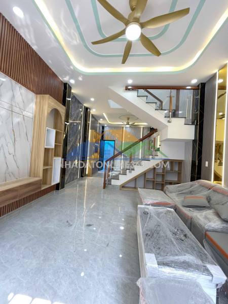 Hiếm nhà đẹp 50m² bình chiểu – 2 tầng full nội thất – hẻm ô tô – gần chợ đầu mối – 4.x tỷ