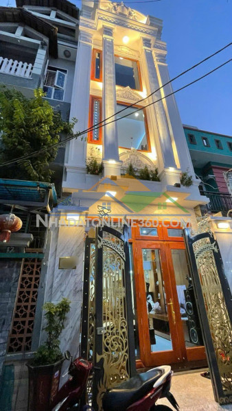 Nhà đẹp thiết kế tỉ mỉ - khung gỗ đỏ - 5 tầng - oto đỗ cửa - nội thất giá trị cao - nhĩnh 8 tỷ (tl)