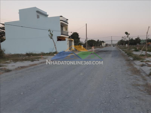Bán đất mặt trục chính kinh doanh được ngay tại hòa lạc-sát đại học quốc gia-sổ đỏ chính chủ