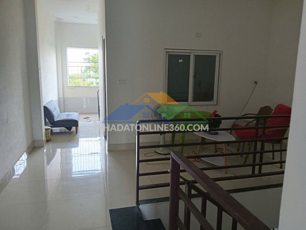 Nhà 2 tầng ban ban 100m2 giá 4.8 tỷ, đường 5.5m vỉa hè 3m gần sông