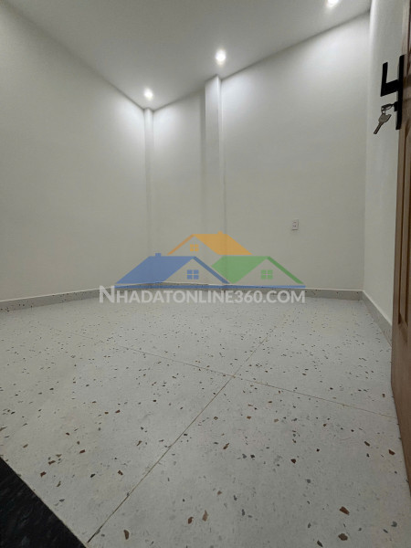 Bán nhà đường số 6, bhhb, bình tân - dtsd 80m2- kinh doanh - hẻm xe tải tránh -  4 tỷ xíu