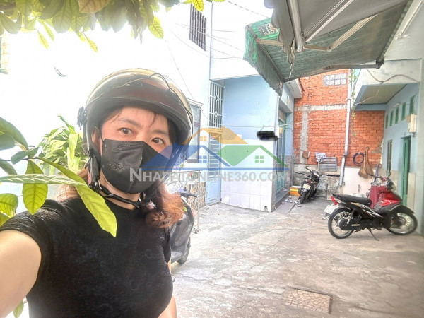 Bán nhà 2 tầng đ.tôn thất thuyết- dt 76.4m2- ngang 4.5m- giao thương tôn đản và khánh hội- gần trường đh nguyễn tất thành.