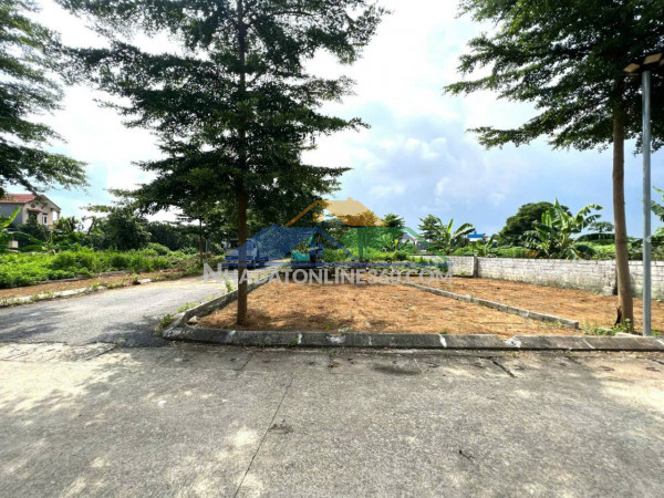 Sập sàn! 100m² đồng trạng sát công nghệ cao, giá 'cắt gốc' chưa từng có trong lịch sử.