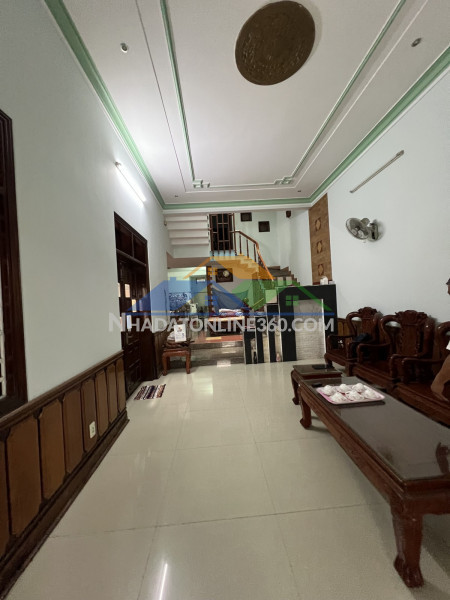 Bán nhà cù chính lan thanh khê 137m2 3 tầng giá 9,7 tỷ diện tích lớn hiếm