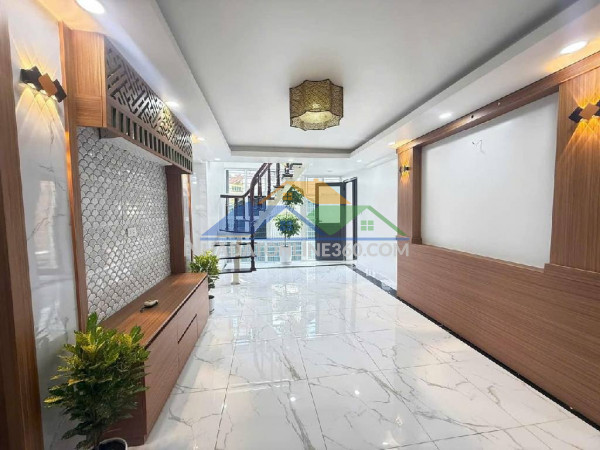 Bán tập thể bạch mai -3 ngủ hai vệ sinh, nhà đẹp ở luôn