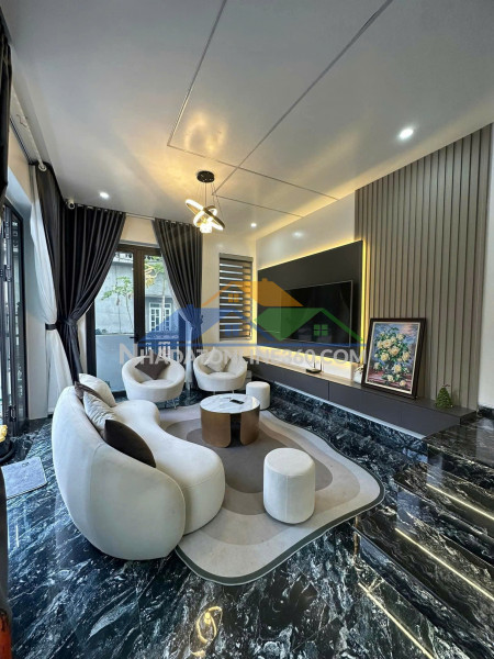 Bán nhà mặt phố phạm huy thông, 7 tầng thang máy, kinh doanh, phố...