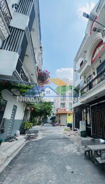 Bình thành - khu dân cư vĩnh lộc - 4 tầng - đường 8m - nở hậu tài lộc - chỉ 3.05 tỷ(tl)